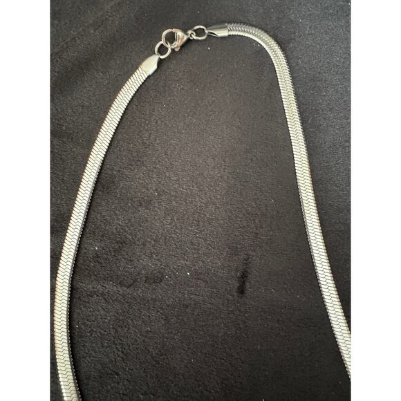 Silver-Tone Stainless Steel Snake Chain Necklace 16" Elegant Unisex Chain N127 - Picture 4 of 4